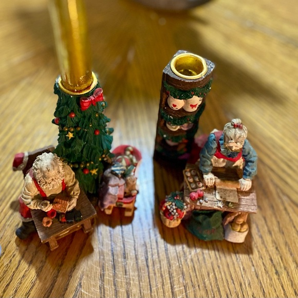 Santa & Mrs Clause Christmas Candle holders - Picture 3 of 3